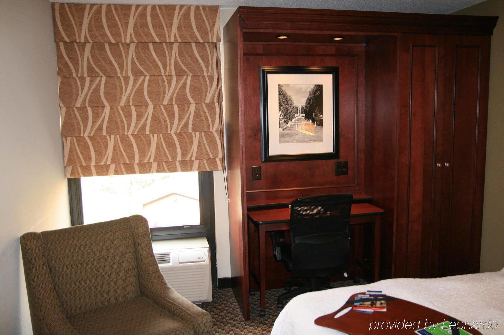 Hampton Inn Detroit Madison Heights South Troy Phòng bức ảnh